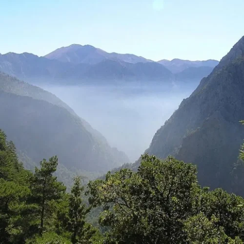 Discover-White-Mountains-and-Samaria-Gorge-from-Above-222-2