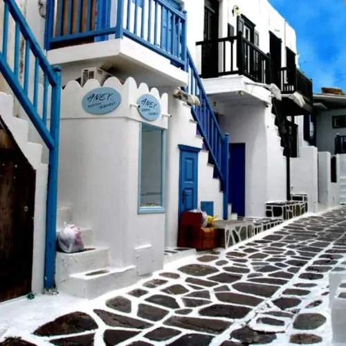 Santorini-Alleys