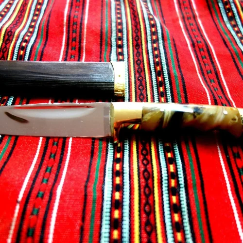 fixed-blade-handmade-cretan-knife-handle-horn-and-bronze-aries-head-very-sharp
